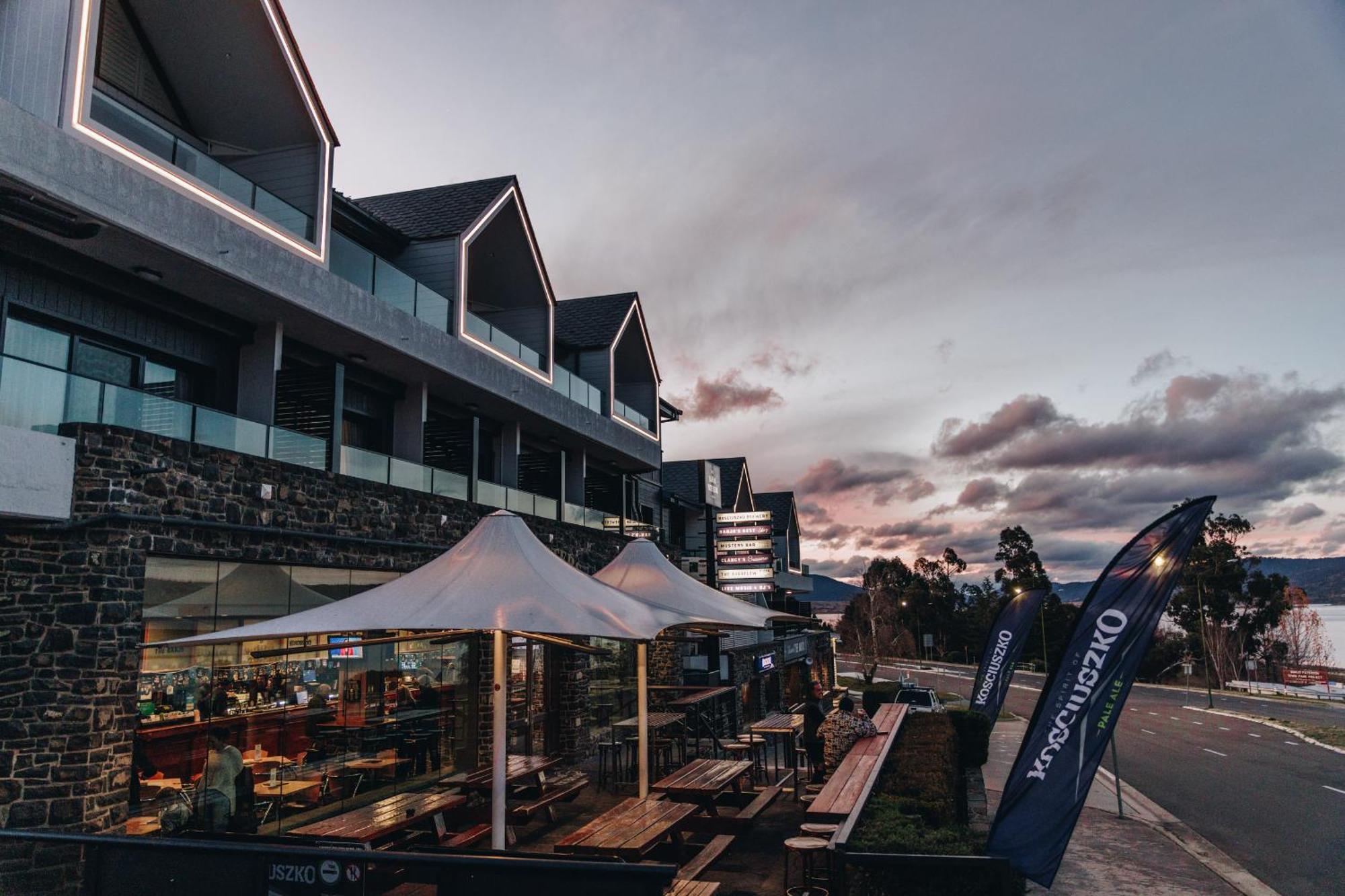 Banjo Paterson Inn Jindabyne Dış mekan fotoğraf